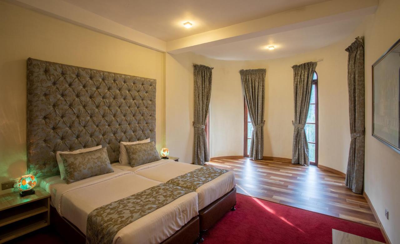 The Wind Castle Hotell Nuwara Eliya Exteriör bild